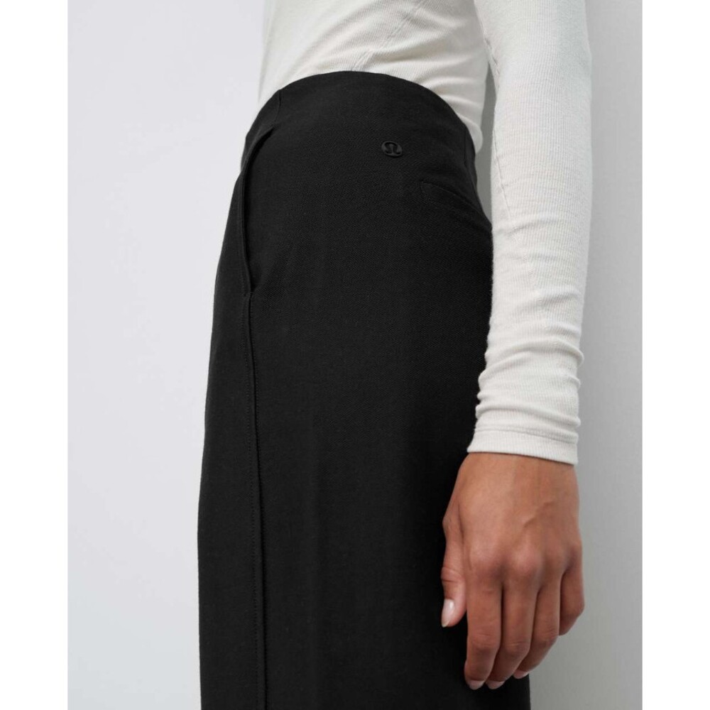 Lululemon Utilitech Relaxed Mid-Rise Trouser 7/8 Length Black Size 4 - Picture 3 of 9